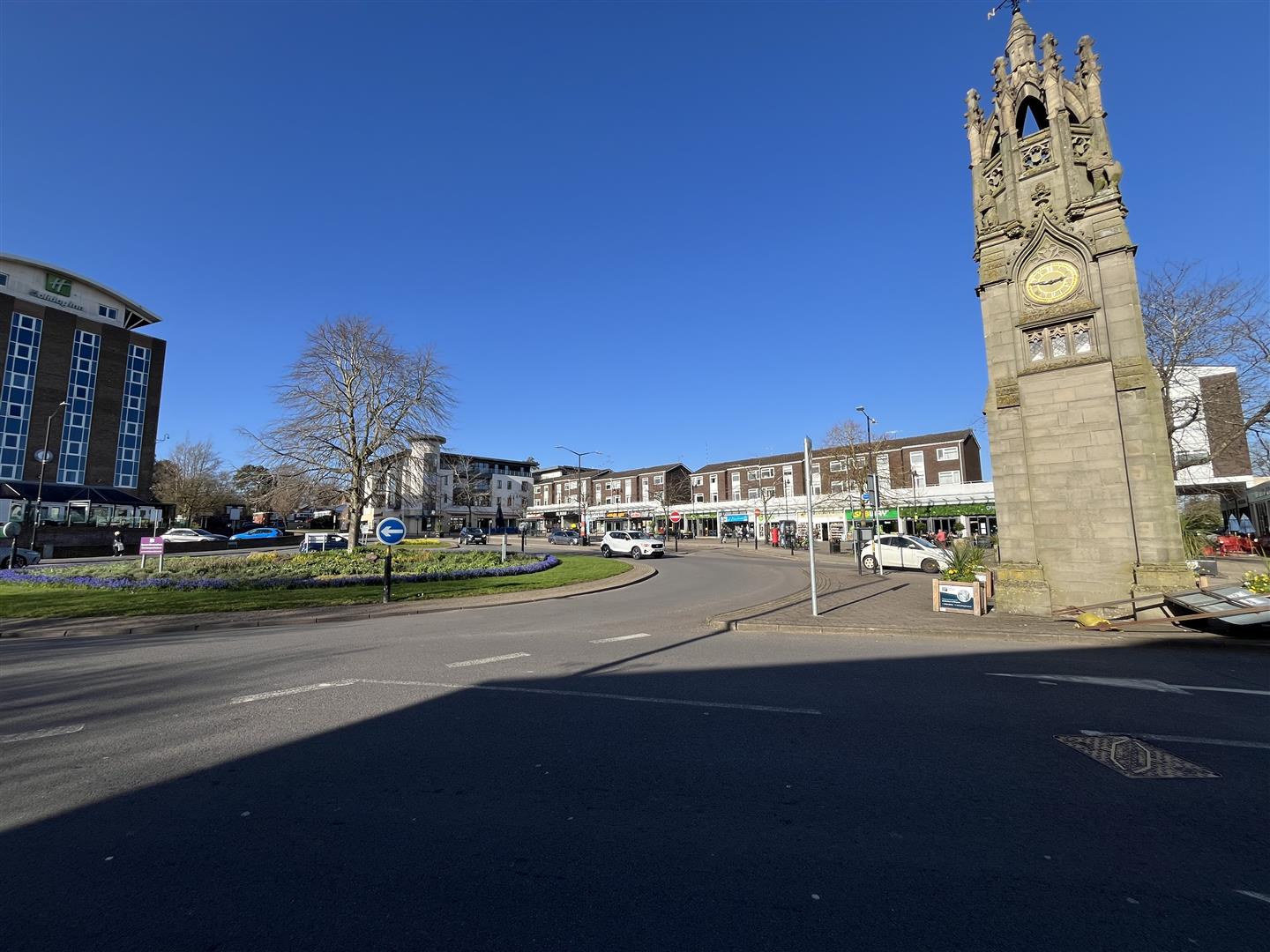 The Square, Kenilworth 15